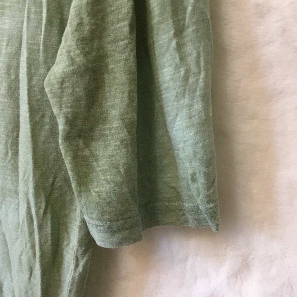 Juicy Couture Light Green V-Neck Tee - Picture 12 of 15